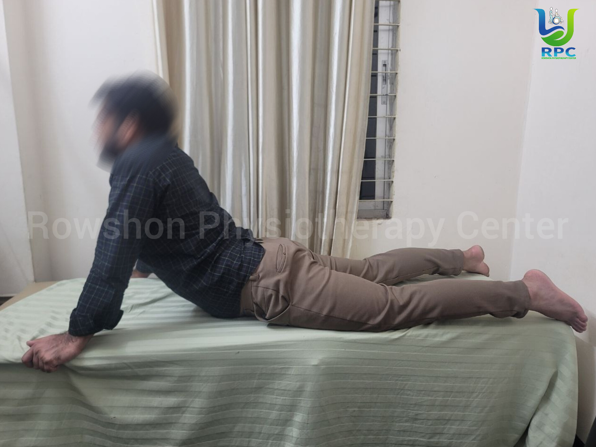 ব্যাক এক্সটেনশন করা হচ্ছে